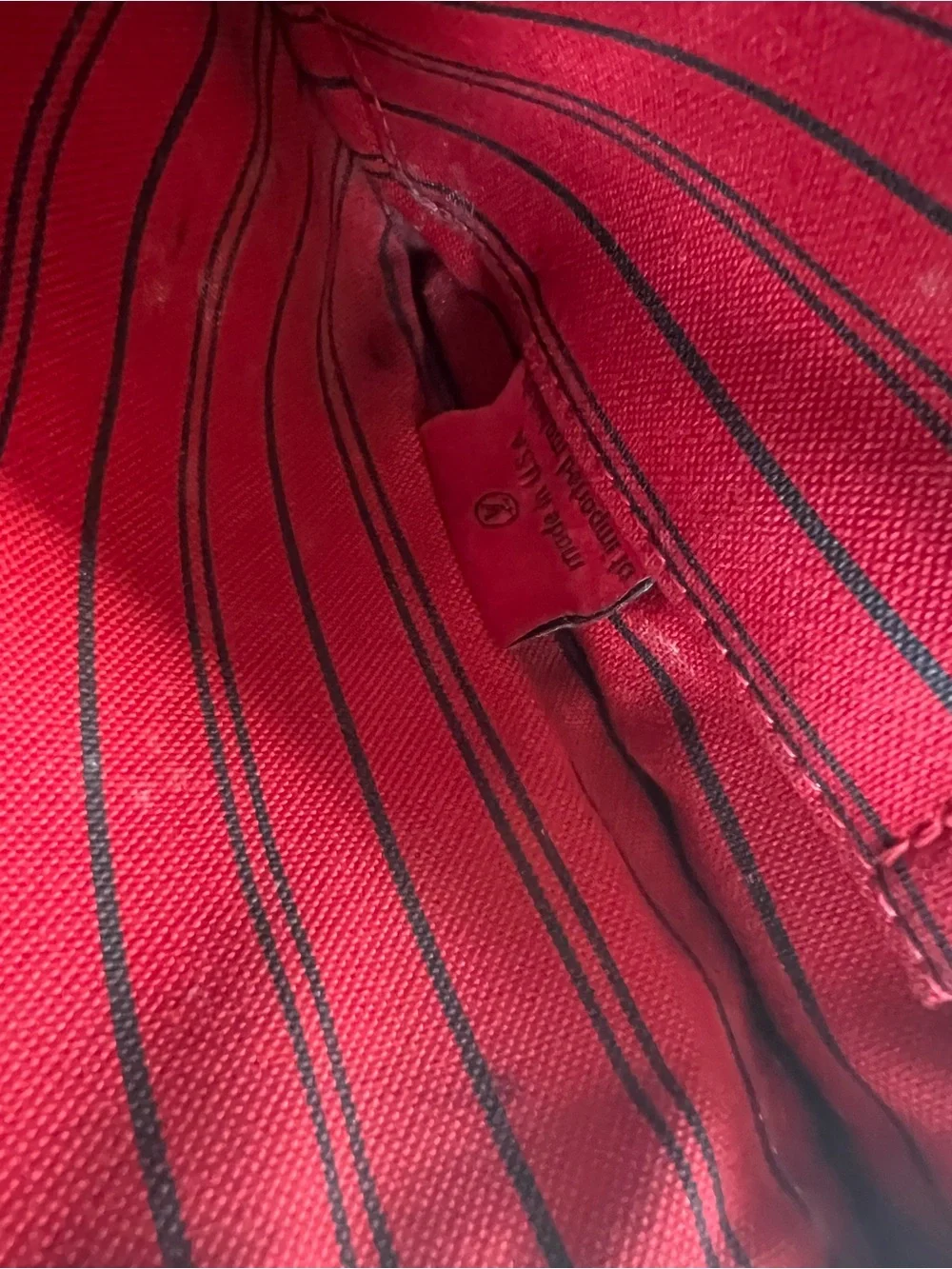 Authentic Neverfull Pouch
